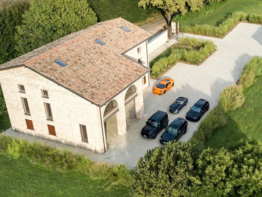 Immagine 18 di Villa in vendita  in Via Carlo Ruini, 5, 42122 Reggio Emilia RE, Italia a Reggio Nell'emilia