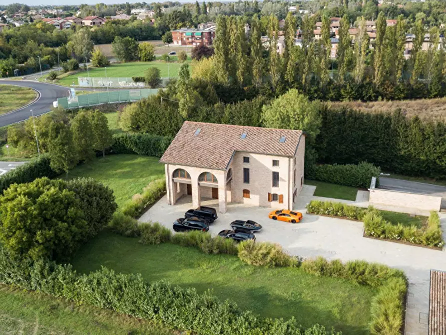 Immagine 19 di Villa in vendita  in Via Carlo Ruini, 5, 42122 Reggio Emilia RE, Italia a Reggio Nell'emilia