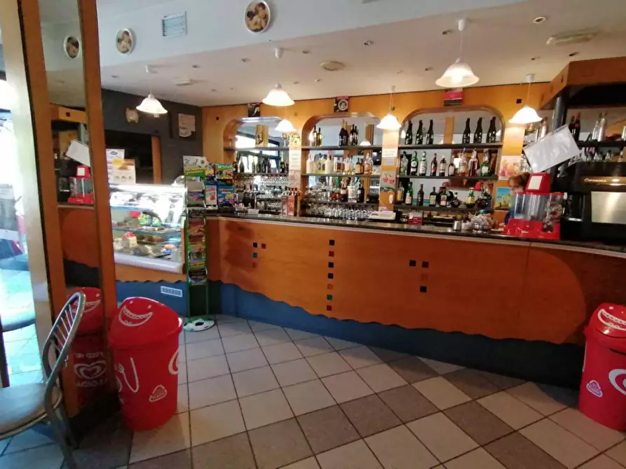Immagine 1 di Negozio in vendita  in VIA BACCARINI, N. 30 a Marradi