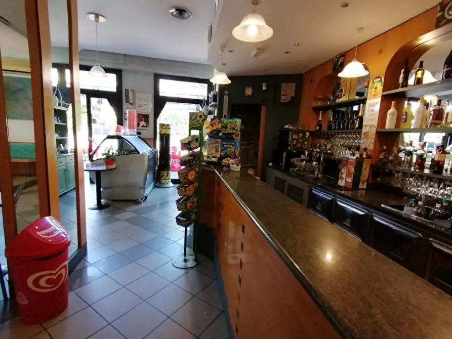 Immagine 3 di Negozio in vendita  in VIA BACCARINI, N. 30 a Marradi