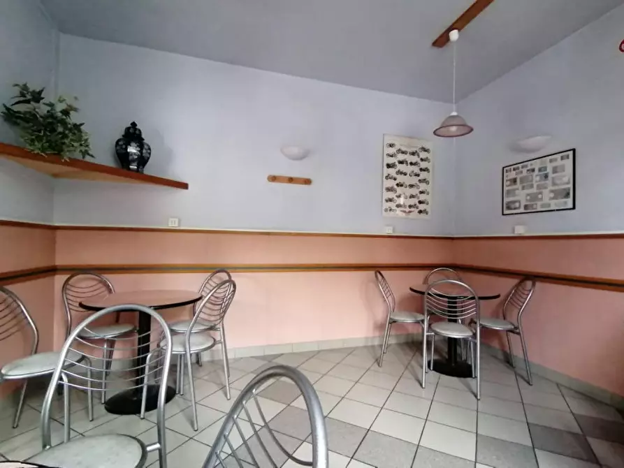 Immagine 8 di Negozio in vendita  in VIA BACCARINI, N. 30 a Marradi