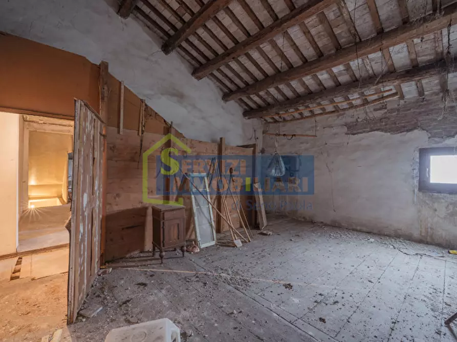 Immagine 17 di Rustico / casale in vendita  in via Pioppa a Lendinara