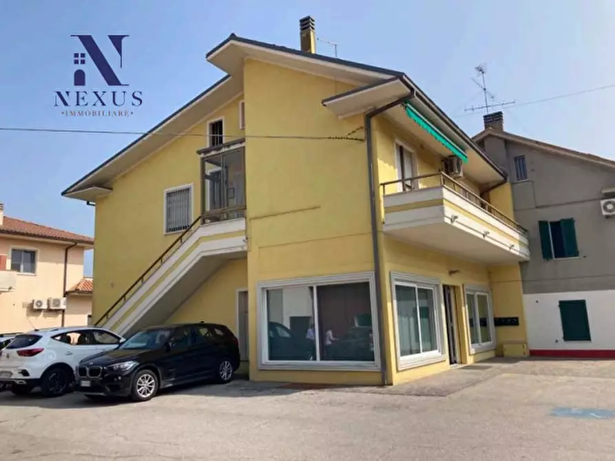 Immagine 6 di Appartamento in vendita  in Via Flaminia n. 205 a Cartoceto