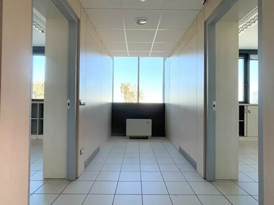 Immagine 12 di Ufficio in affitto  a Conselve