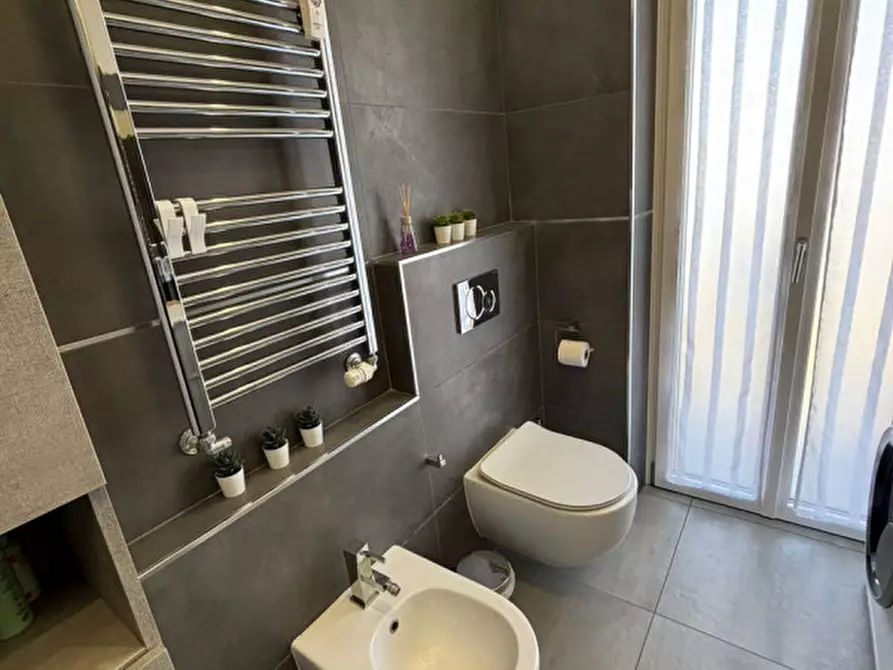 Immagine 19 di Appartamento in vendita  in via dei platani 3 a Grinzane Cavour