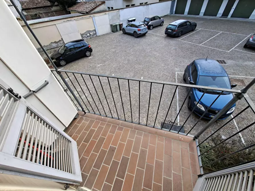 Immagine 9 di Appartamento in affitto  in Via Vivaro a Alba