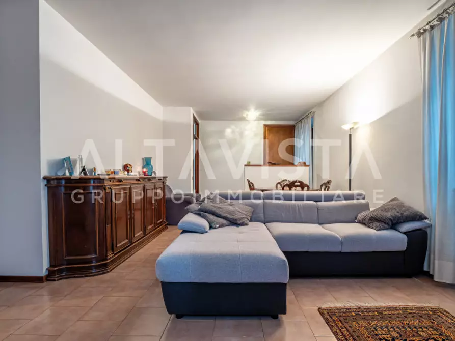 Immagine 1 di Appartamento in vendita  in Via Santuario a Rezzato