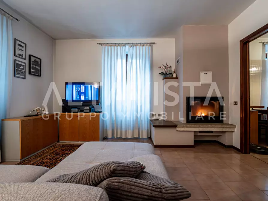 Immagine 8 di Appartamento in vendita  in Via Santuario a Rezzato