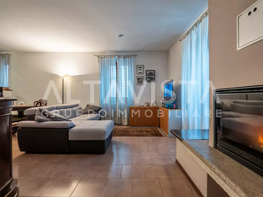 Immagine 9 di Appartamento in vendita  in Via Santuario a Rezzato