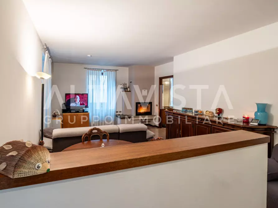 Immagine 17 di Appartamento in vendita  in Via Santuario a Rezzato