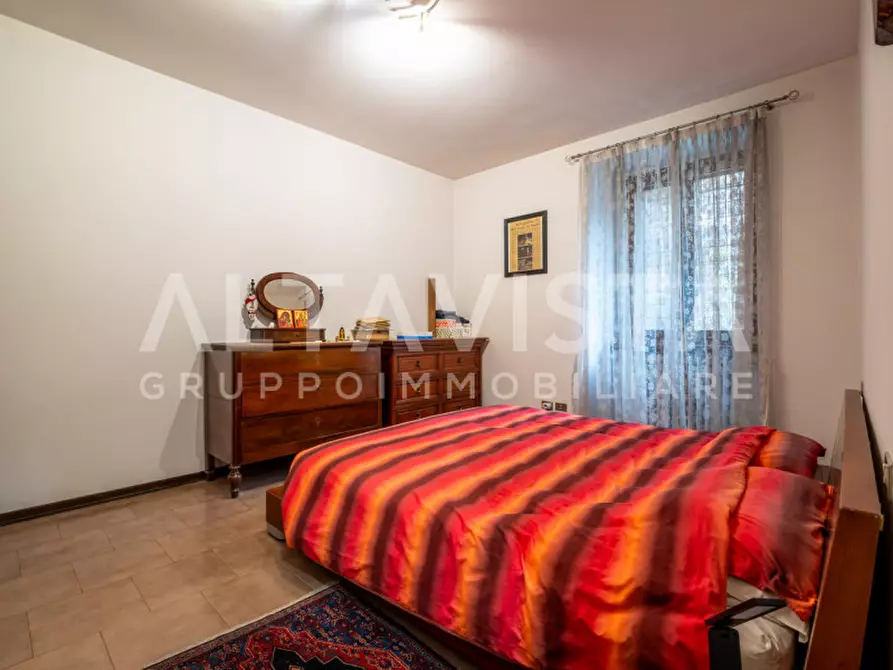 Immagine 21 di Appartamento in vendita  in Via Santuario a Rezzato