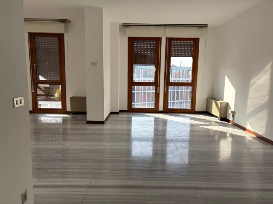 Immagine 2 di Appartamento in affitto  a Padova