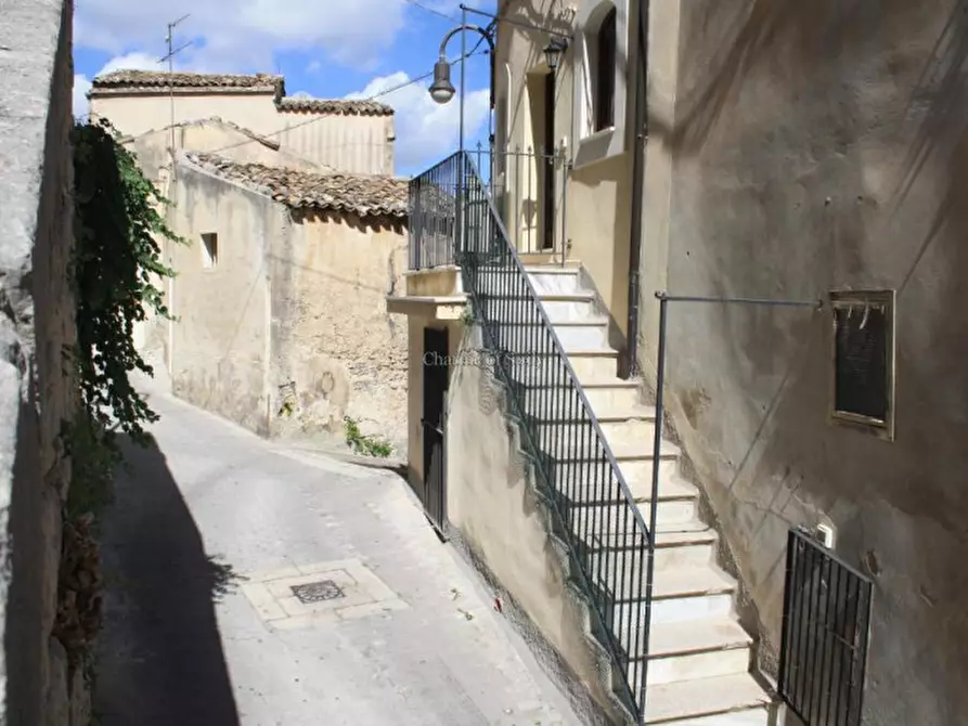 Immagine 3 di Casa indipendente in vendita  a Modica