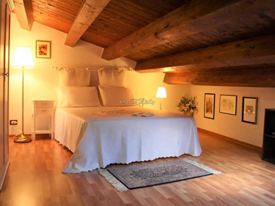 Immagine 22 di Casa indipendente in vendita  a Modica