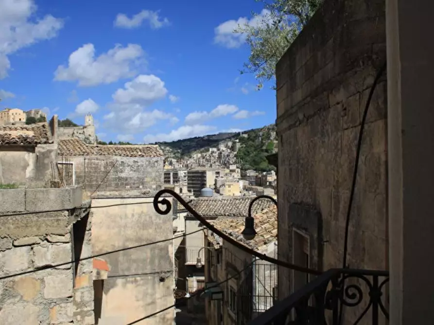 Immagine 23 di Casa indipendente in vendita  a Modica