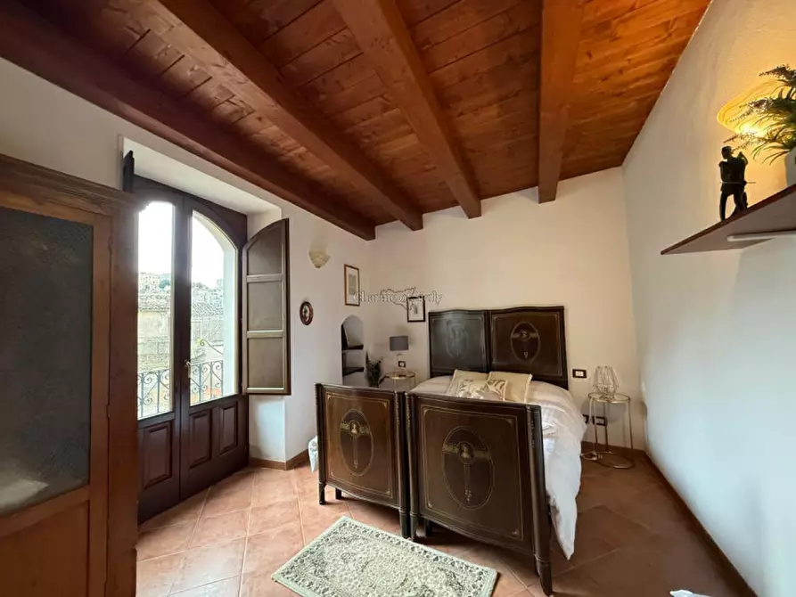 Immagine 28 di Casa indipendente in vendita  a Modica