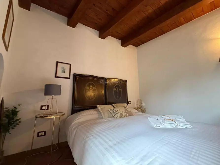 Immagine 29 di Casa indipendente in vendita  a Modica