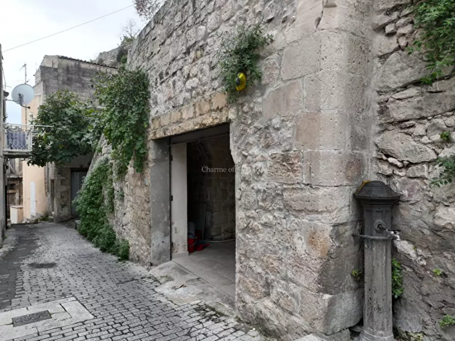 Immagine 44 di Casa indipendente in vendita  a Modica