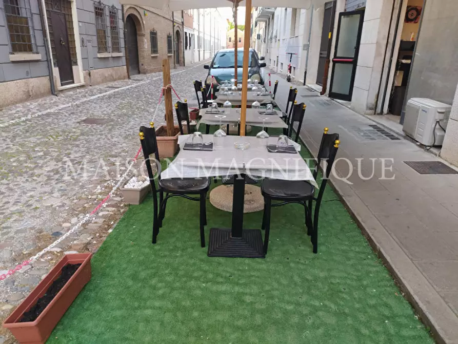 Immagine 3 di Attività commerciale in vendita  in Corso Porta Po a Ferrara