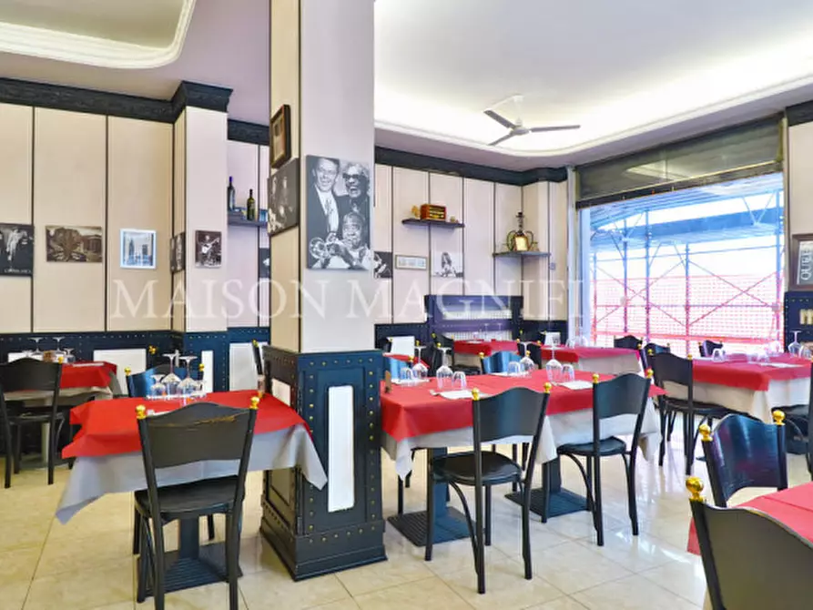 Immagine 14 di Attività commerciale in vendita  in Corso Porta Po a Ferrara