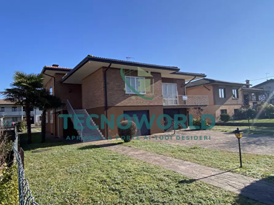 Immagine 4 di Casa indipendente in vendita  in Via dei Quartieri a Thiene