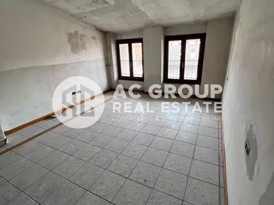 Immagine 3 di Appartamento in vendita  in Via Mazzini a Solaro