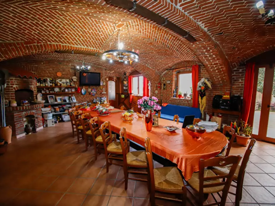 Immagine 11 di Villa in vendita  in strada provinciale del Monferrato a Verolengo