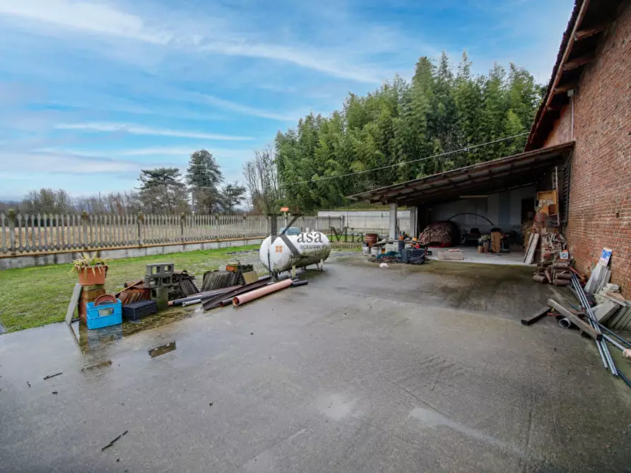 Immagine 38 di Villa in vendita  in strada provinciale del Monferrato a Verolengo