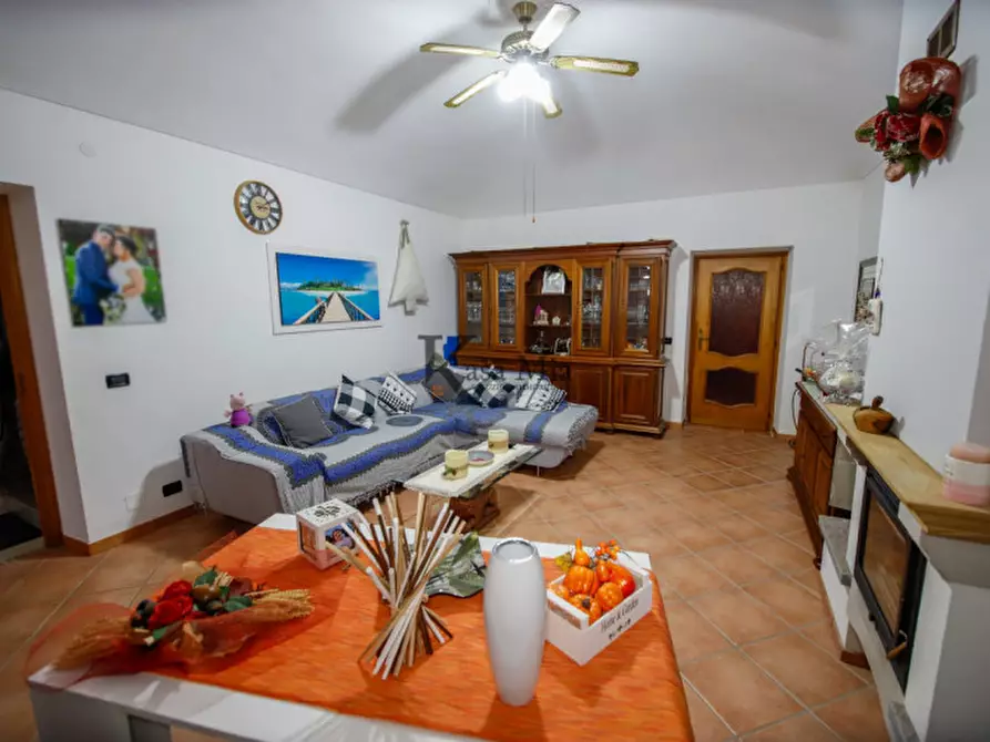 Immagine 44 di Villa in vendita  in strada provinciale del Monferrato a Verolengo