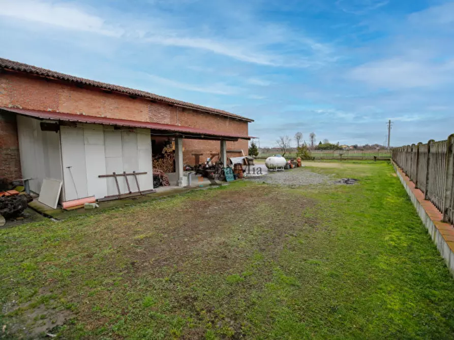 Immagine 52 di Villa in vendita  in strada provinciale del Monferrato a Verolengo