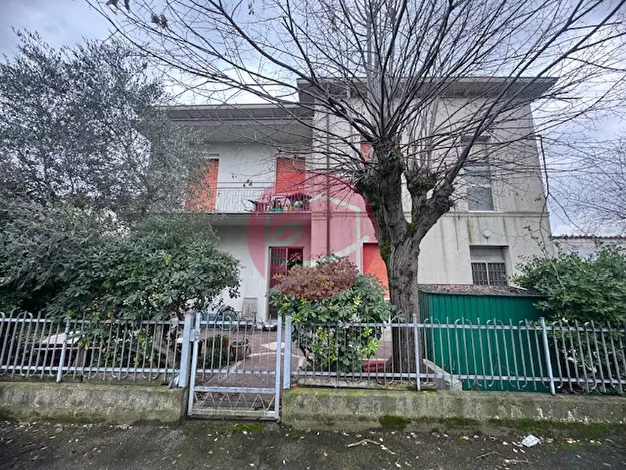 Immagine 1 di Casa bifamiliare in vendita  a Bellaria-Igea Marina