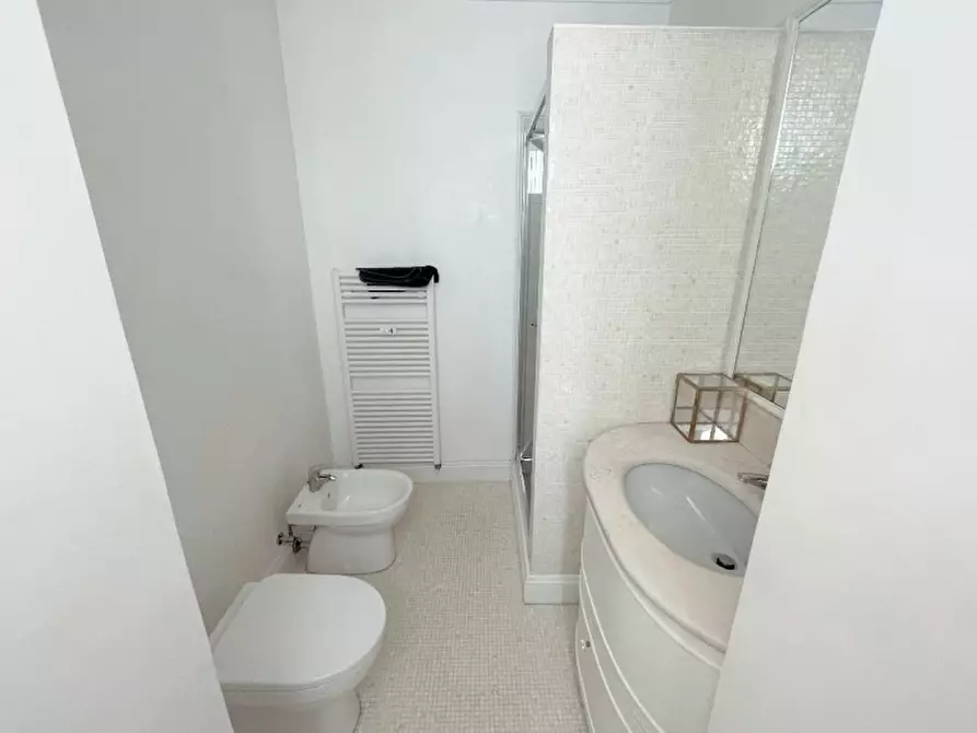 Immagine 9 di Camera in affitto  in STANZA IN ATTICO - CORSO MILANO PADOVA CENTRO STORICO RIF 559 a Padova