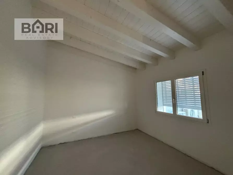 Immagine 9 di Casa bifamiliare in vendita  a Pordenone