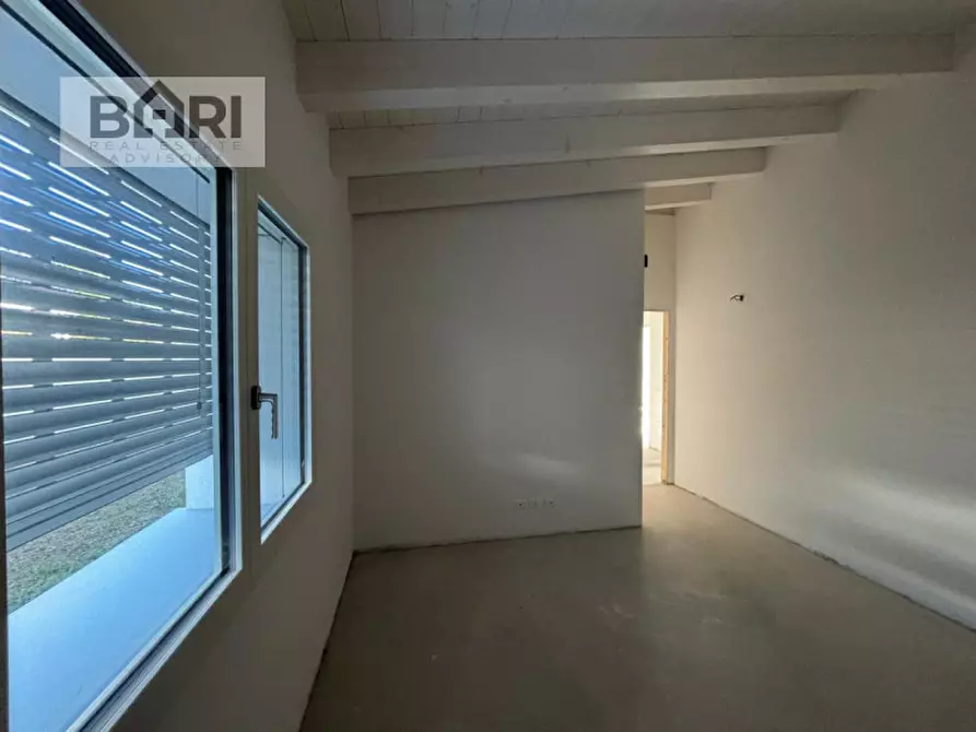Immagine 12 di Casa bifamiliare in vendita  a Pordenone