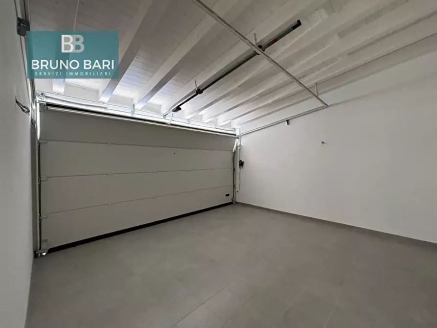 Immagine 19 di Casa bifamiliare in vendita  a Pordenone