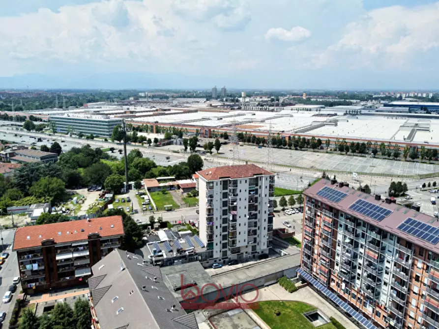 Immagine 4 di Garage in vendita  in STRADA SETTIMO 154 a Torino