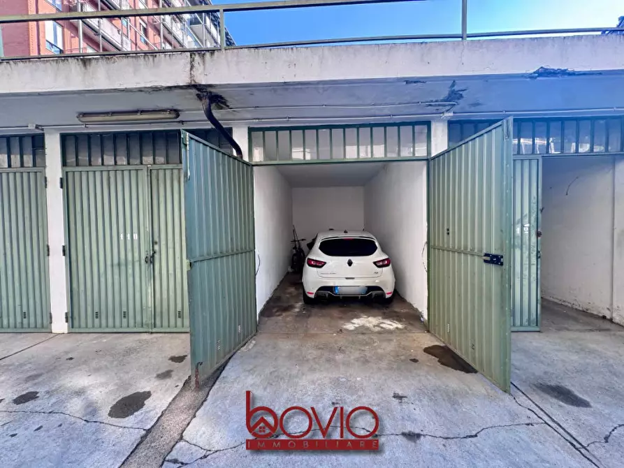 Immagine 26 di Garage in vendita  in STRADA SETTIMO 154 a Torino