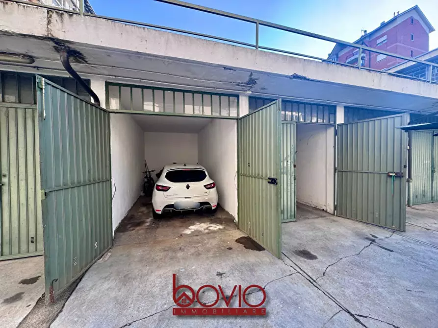 Immagine 28 di Garage in vendita  in STRADA SETTIMO 154 a Torino