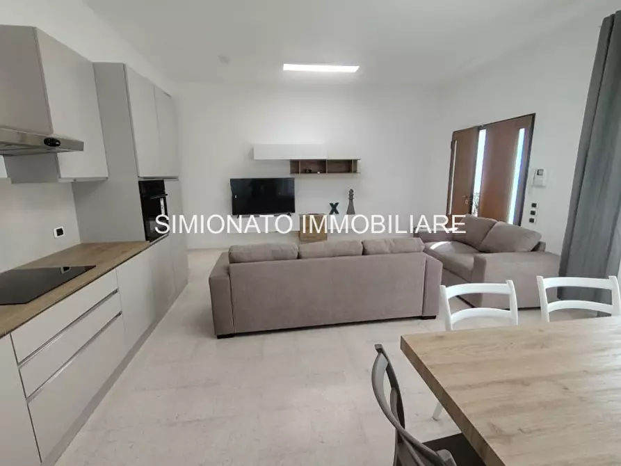 Immagine 2 di Casa bifamiliare in affitto  in Via Selvanese a Martellago