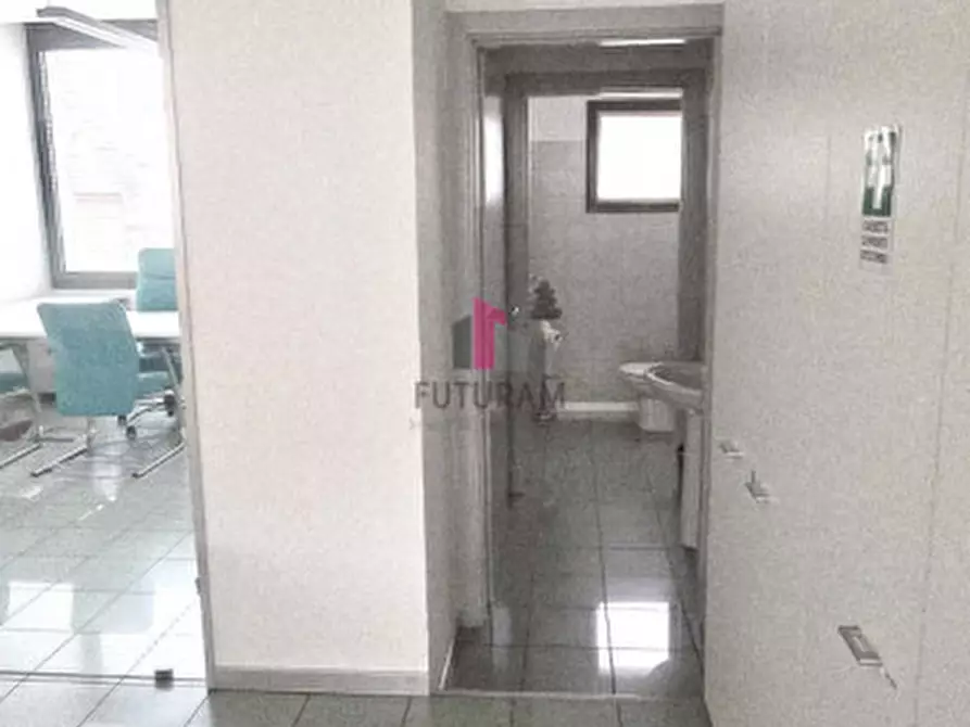 Immagine 5 di Ufficio in affitto  in Strada provinciale a Creazzo