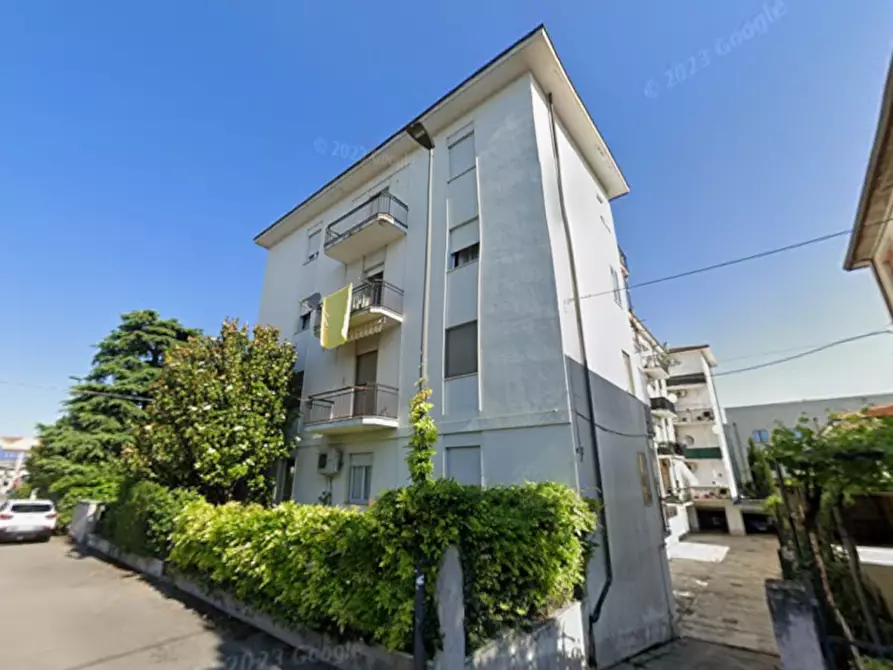 Immagine 2 di Appartamento in vendita  in Via Don Silvio Grigolini 1 a Soave