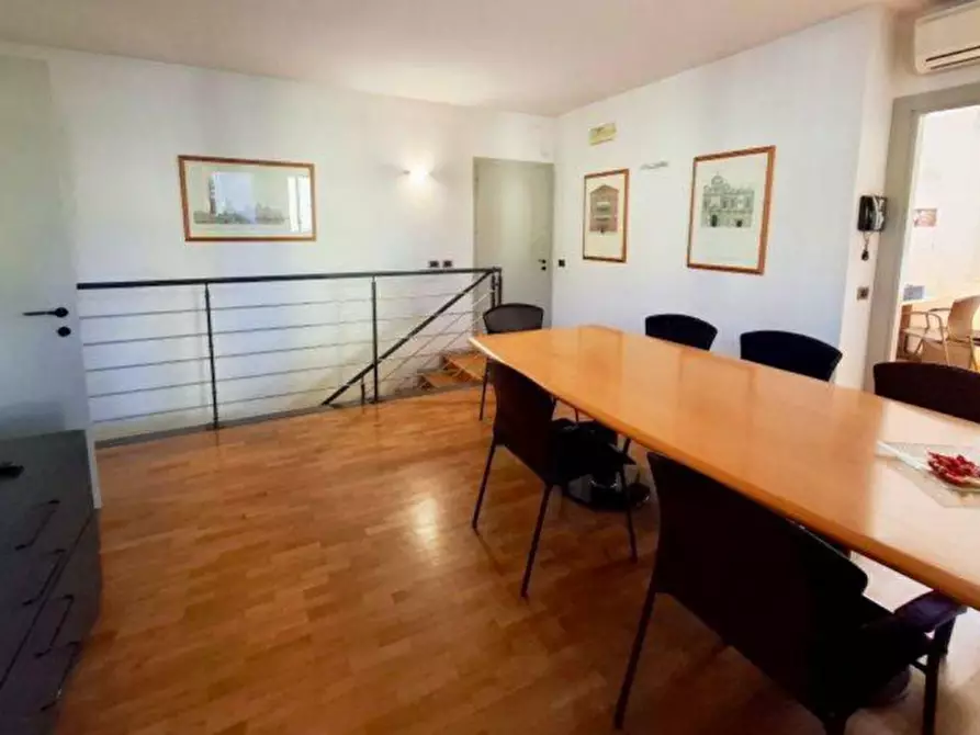 Immagine 7 di Casa bifamiliare in vendita  in Viale Battaglione Framarin a Vicenza