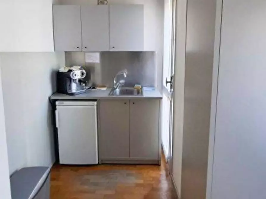 Immagine 9 di Casa bifamiliare in vendita  in Viale Battaglione Framarin a Vicenza