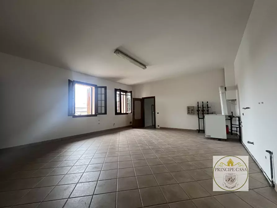 Immagine 28 di Casa bifamiliare in vendita  in Via Quattro Novembre a Solesino