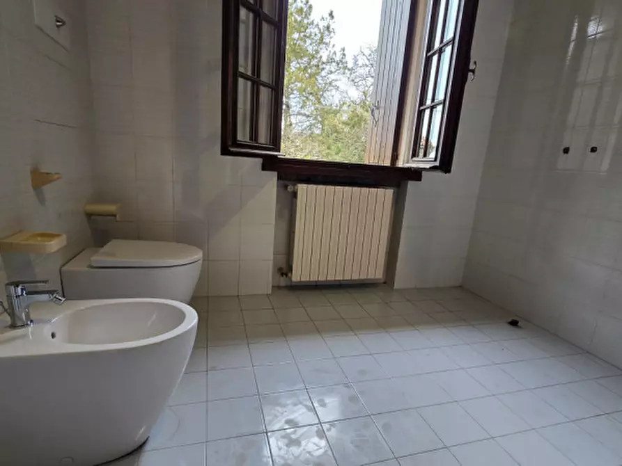 Immagine 34 di Casa bifamiliare in vendita  in Via Quattro Novembre a Solesino