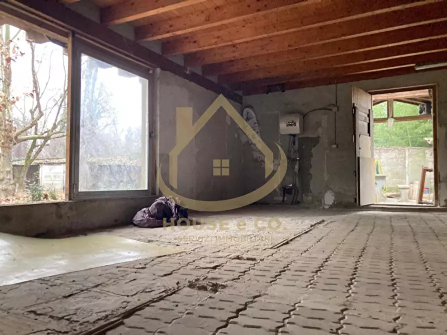 Immagine 4 di Villa in vendita  in Via Morabassa a Vigevano