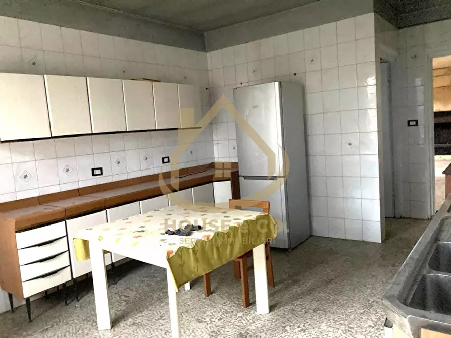Immagine 23 di Villa in vendita  in Via Morabassa a Vigevano