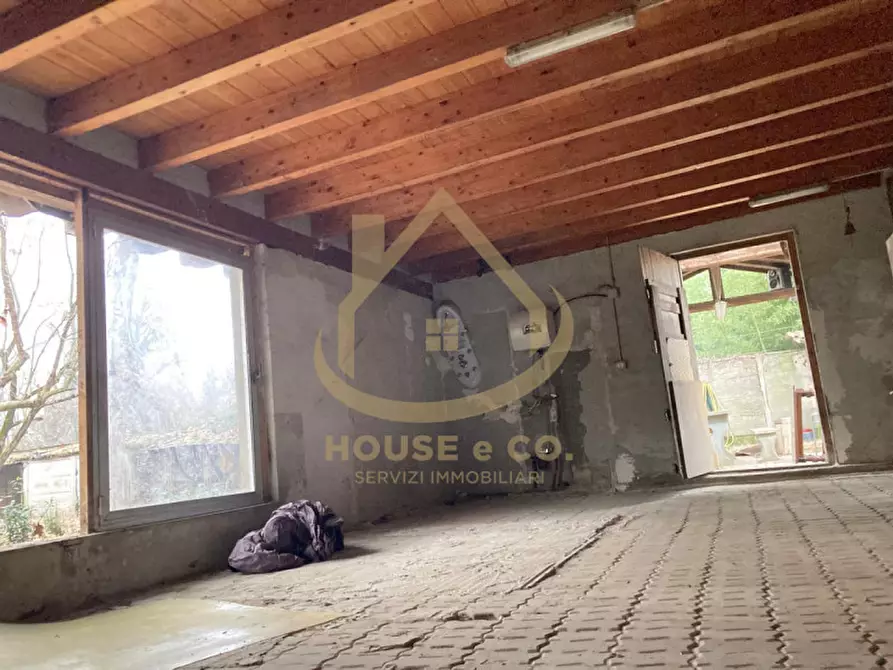 Immagine 30 di Villa in vendita  in Via Morabassa a Vigevano