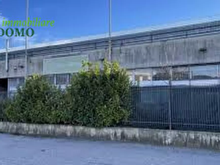 Immagine 3 di Capannone industriale in vendita  in schio a Schio