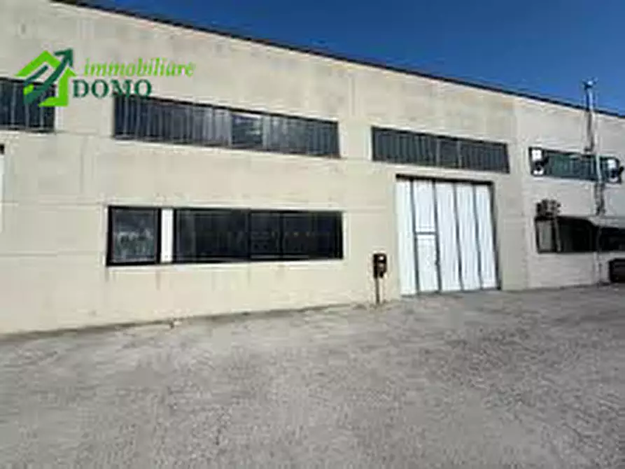Immagine 5 di Capannone industriale in vendita  in schio a Schio